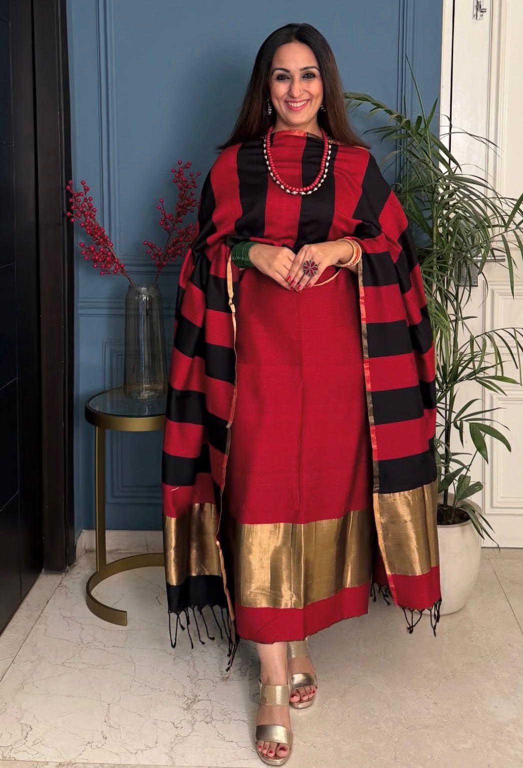 Pure Maheswari Silk Cotton Handwoven Unstitch Suit.