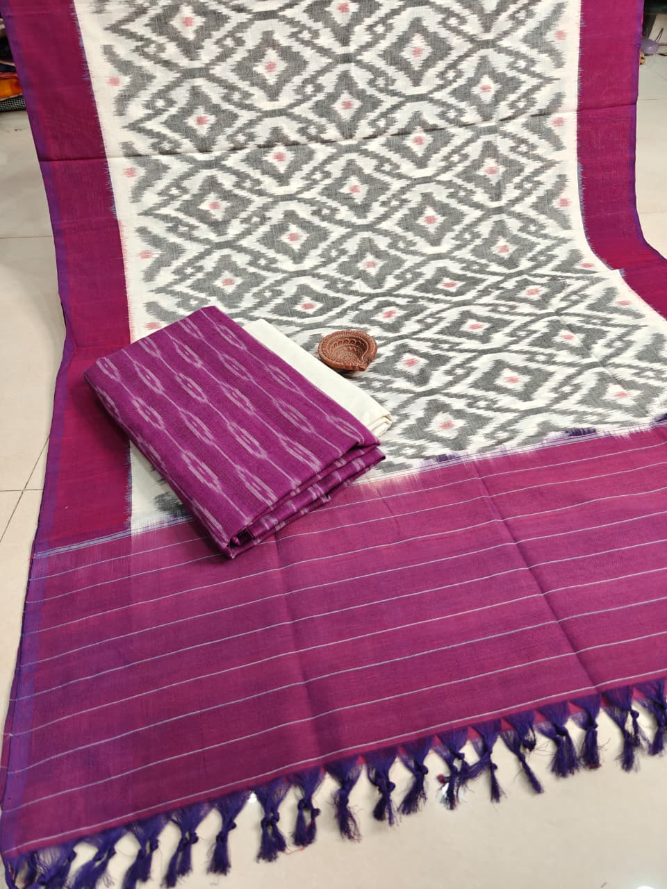 Pure Cotton Double Ikkat Unstitched Suit.