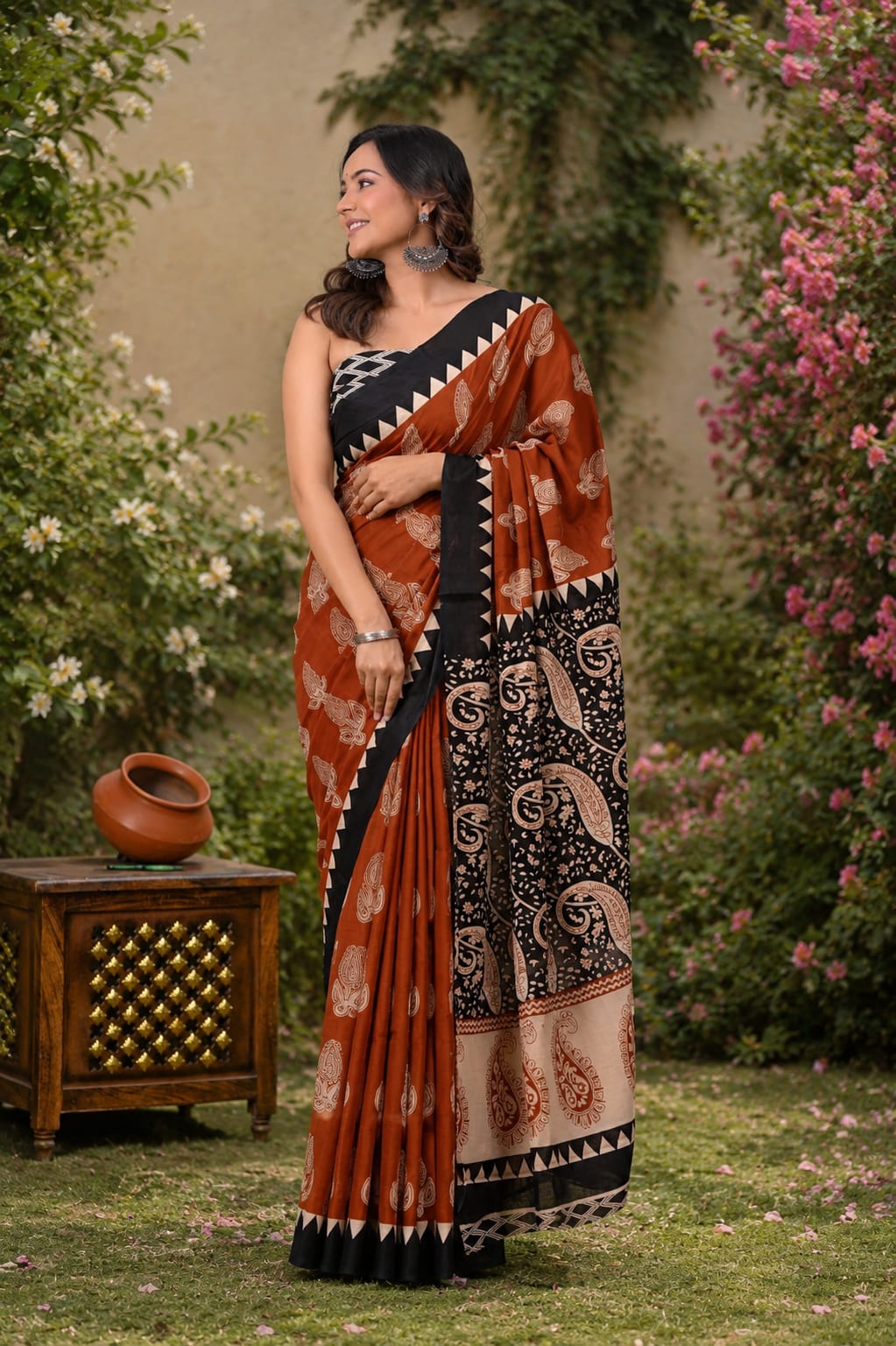 Pure Cotton Hand Block Printed Saree With Blouse.