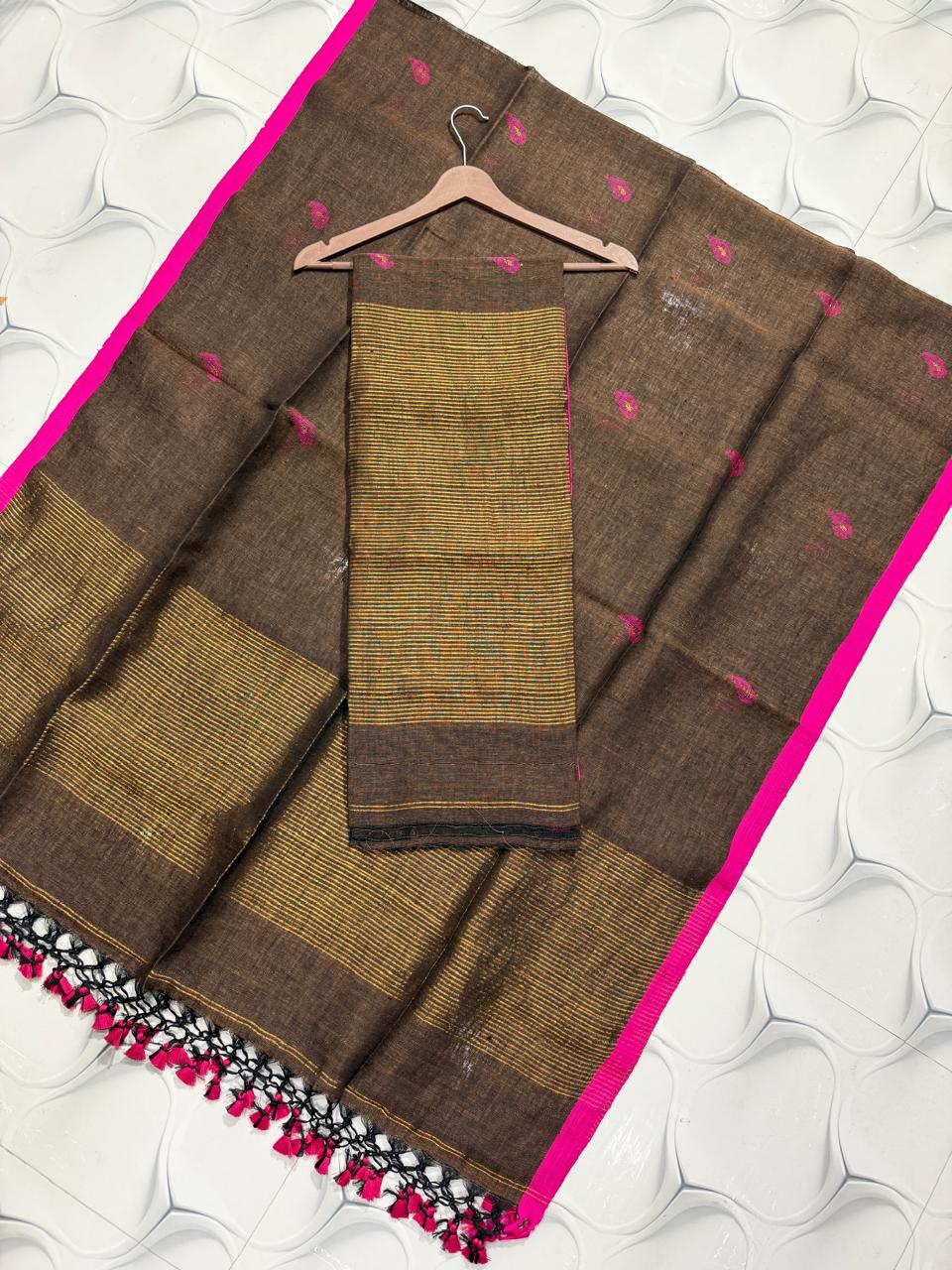 Pure Linen Jamdani Unstitch Suit.