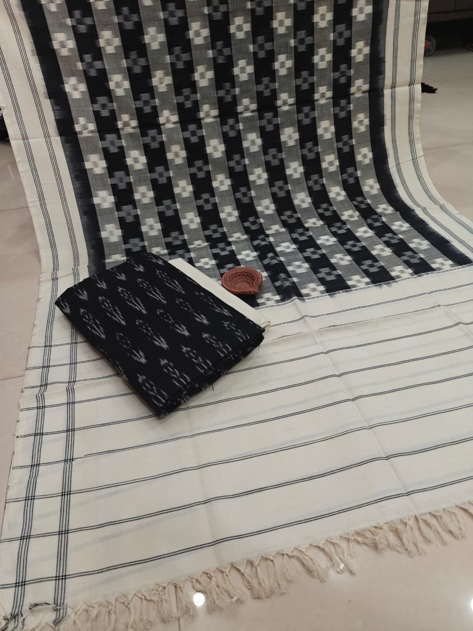 Pure Cotton Double Ikkat Unstitched Suit.