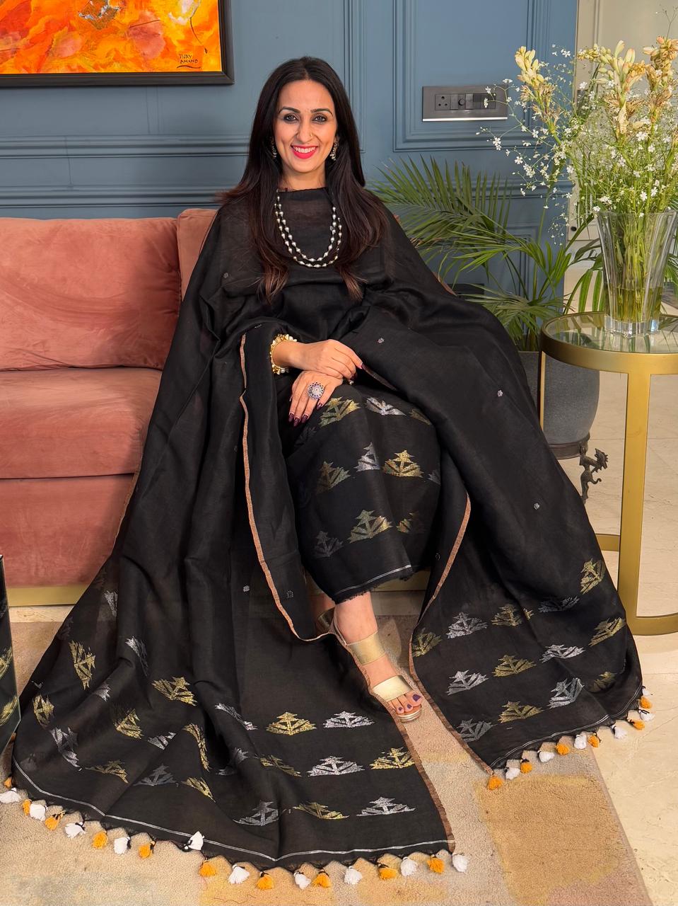 Pure Linen Jamdani Unstitch Suit.