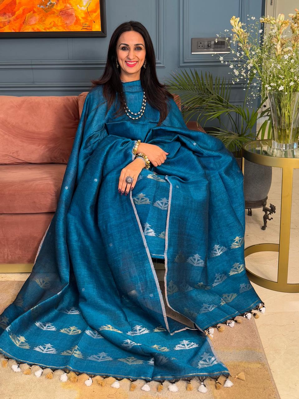 Pure Linen Jamdani Unstitch Suit.