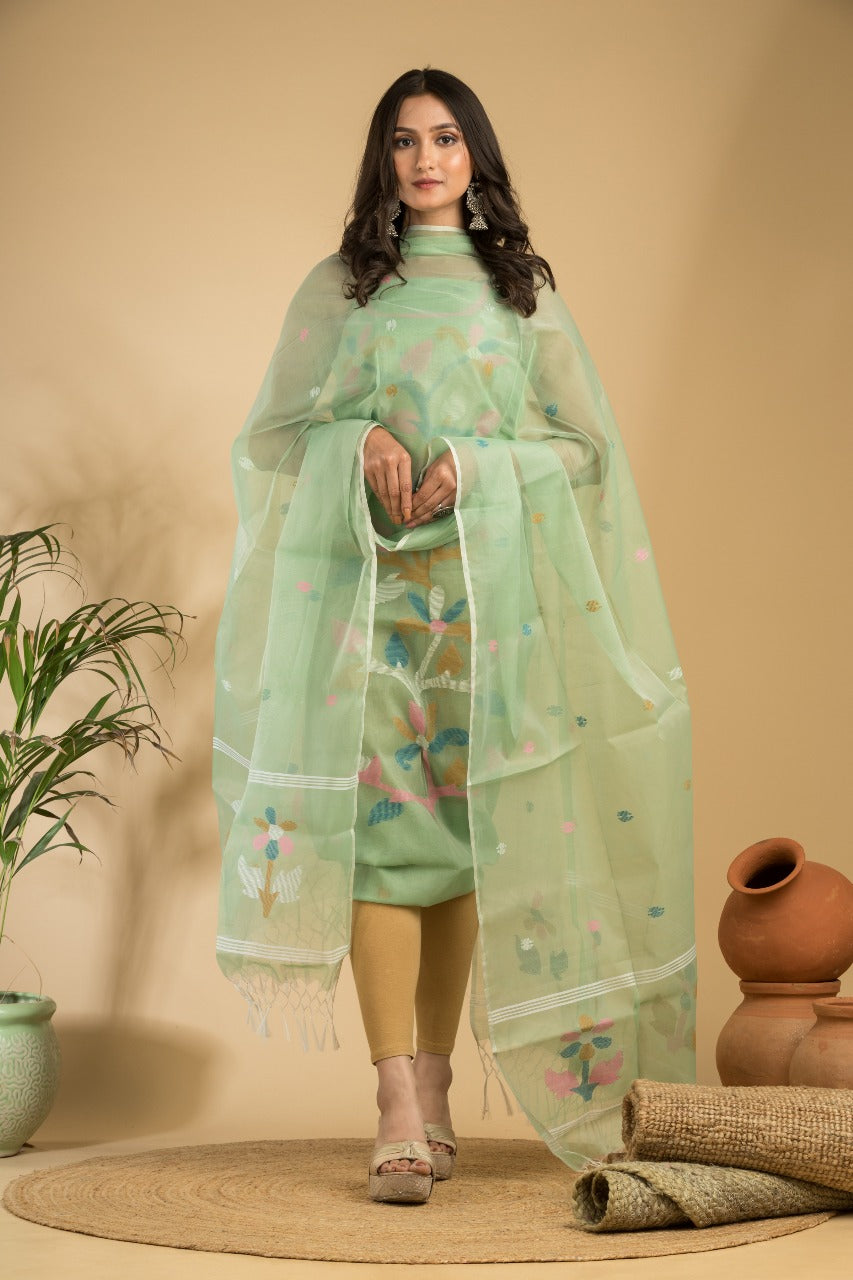 Pure Jamdani Unstitch Suit.