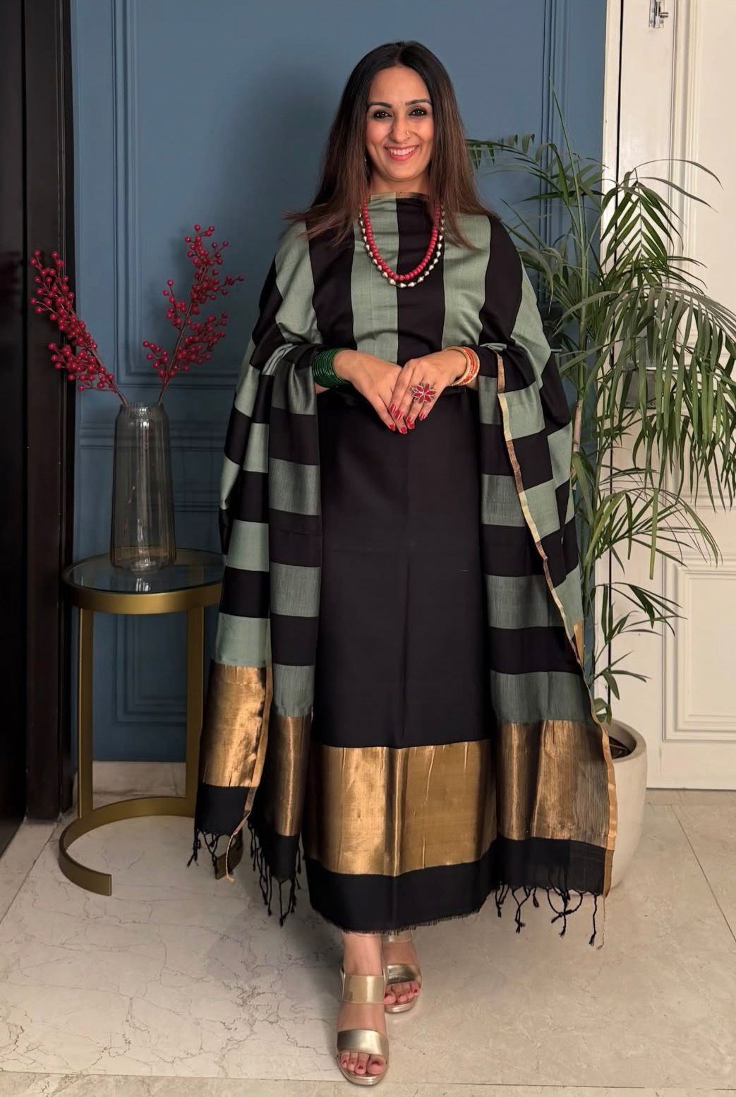 Pure Maheswari Silk Cotton Handwoven Unstitch Suit.