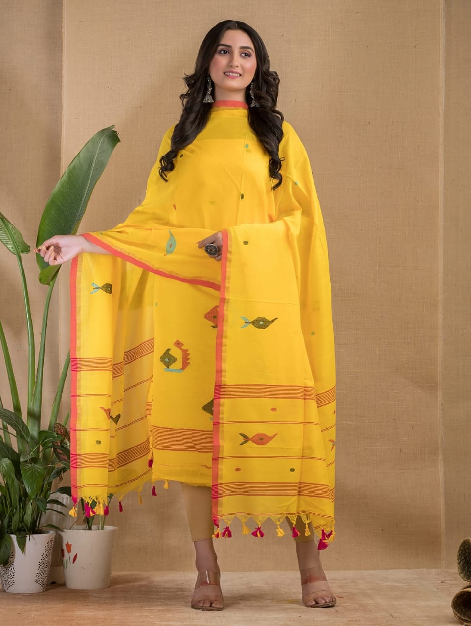 Pure Jamdani Unstitch Suit.