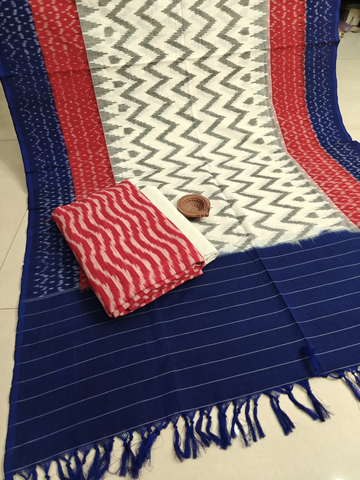 Pure Cotton Double Ikkat Unstitched Suit.