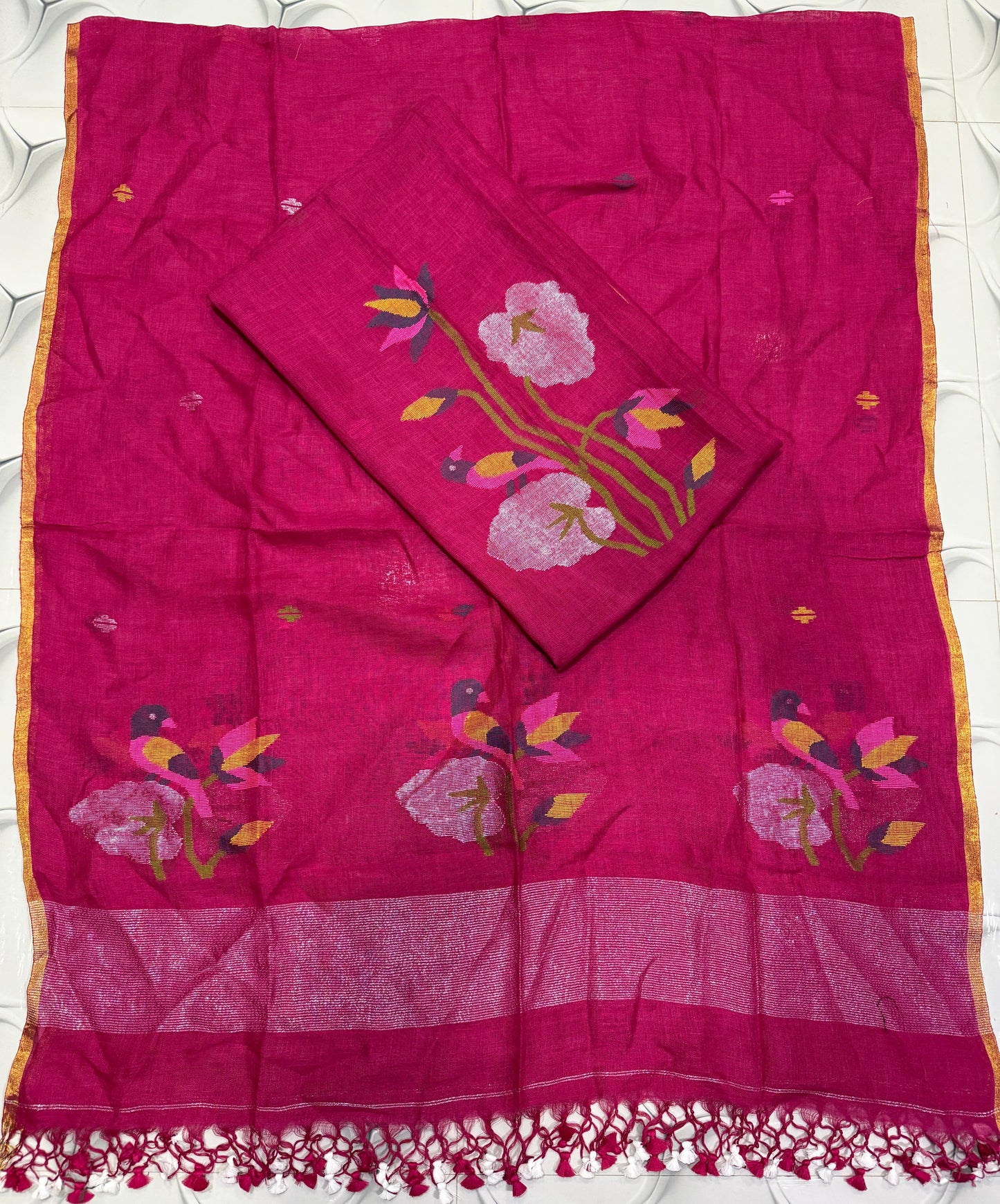 Pure Linen Jamdani Unstitch Suit.