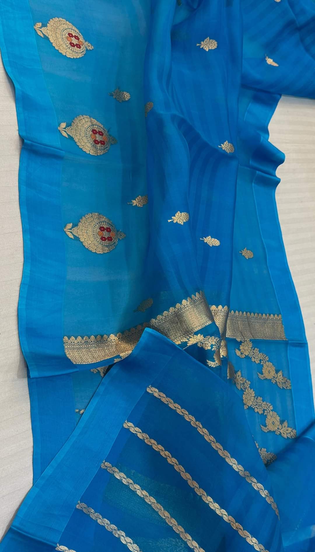 Banarasi Kora Organza Silk Saree with Alfi mina border.