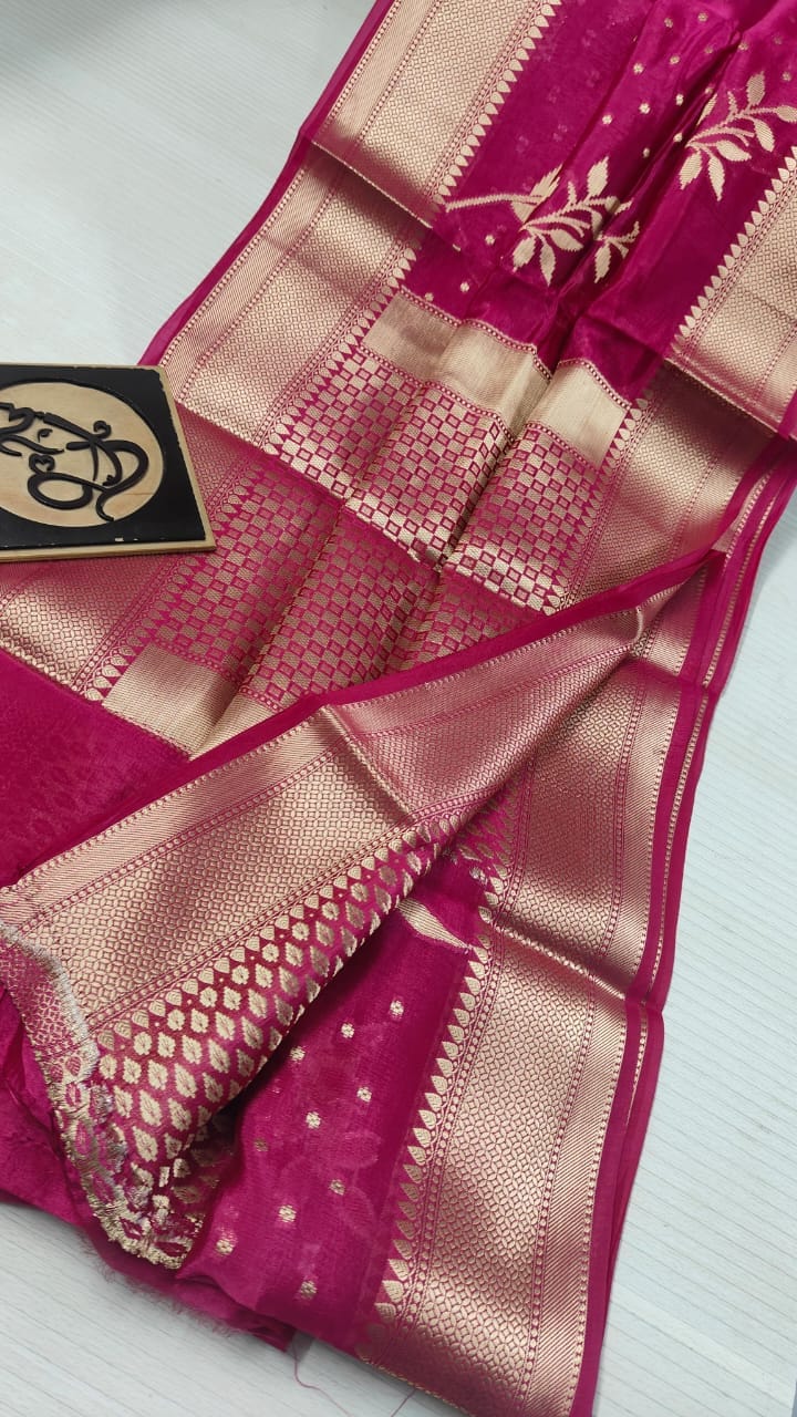 Banarasi Georgette Silk Saree With Blouse.