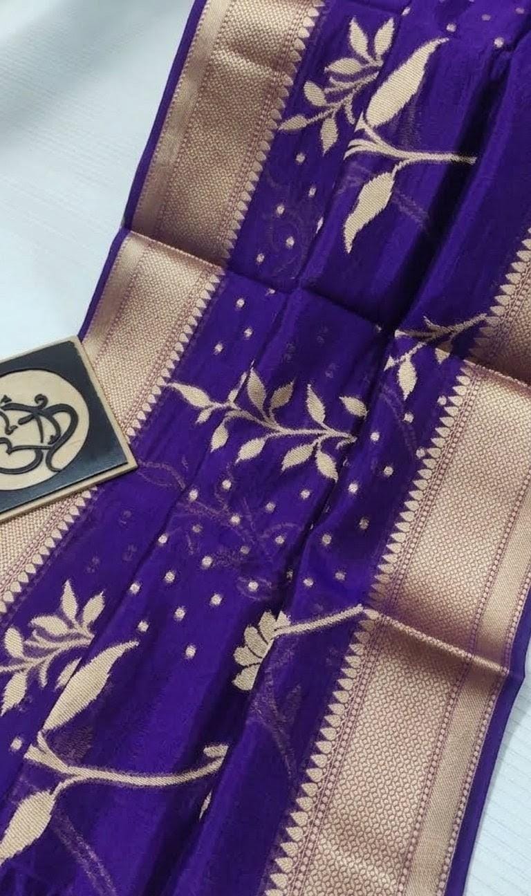 Banarasi Georgette Silk Saree With Blouse.