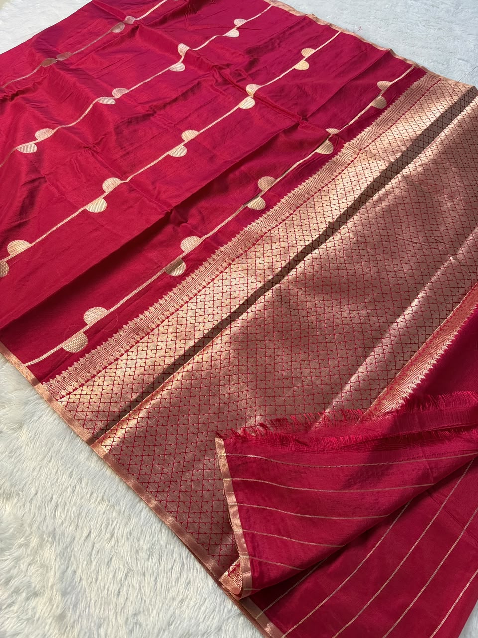 Banarasi Viscose Georgette Silk Saree.
