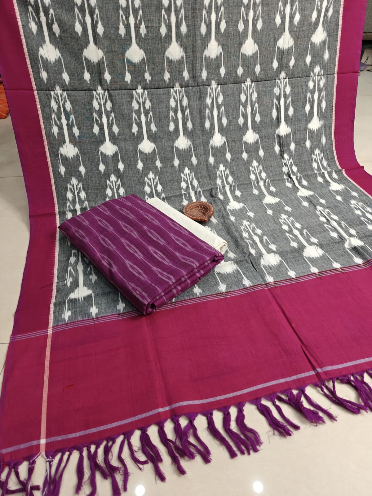 Pure Cotton Double Ikkat Unstitched Suit.