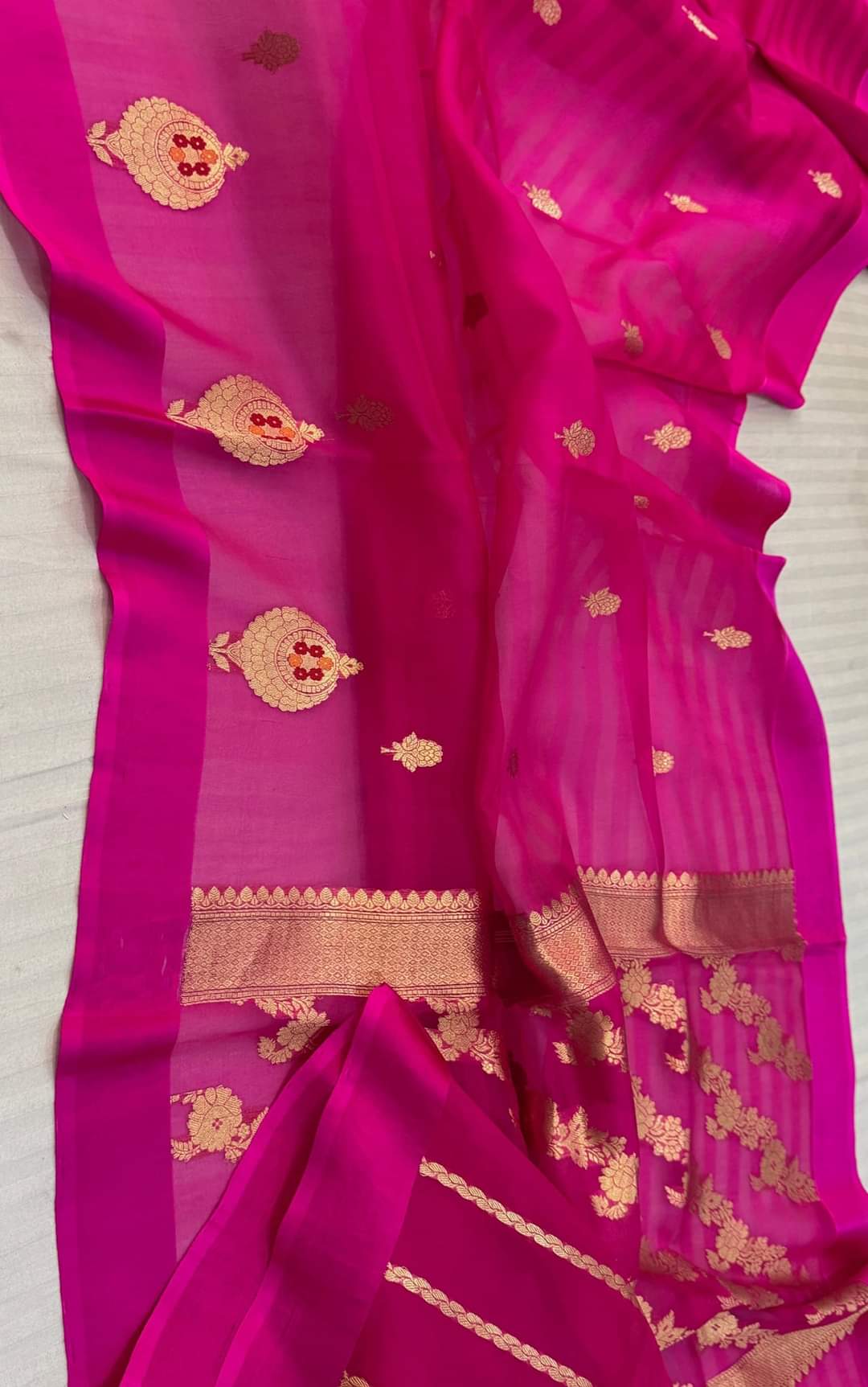 Banarasi Kora Organza Silk Saree with Alfi mina border.