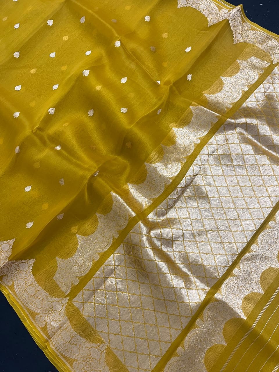 Banarasi Kora Organza Silk Saree.