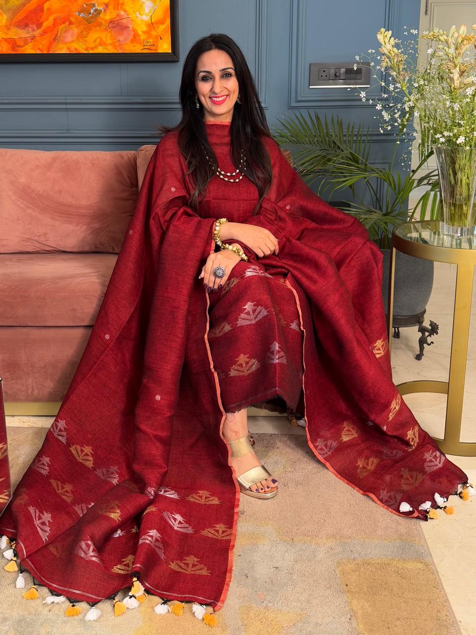 Pure Linen Jamdani Unstitch Suit.