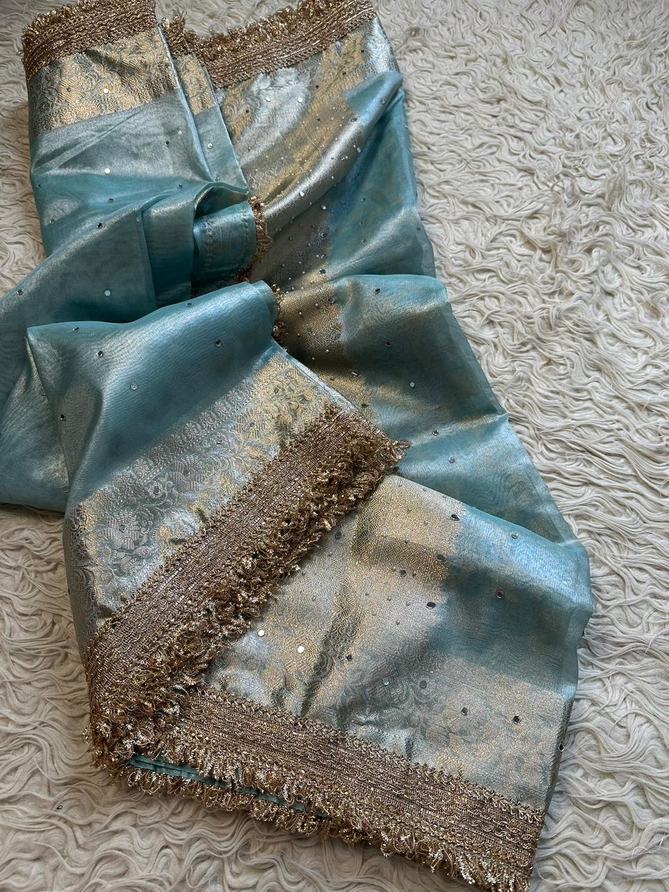 Banarasi maharani tissue in daimond avtar saree.