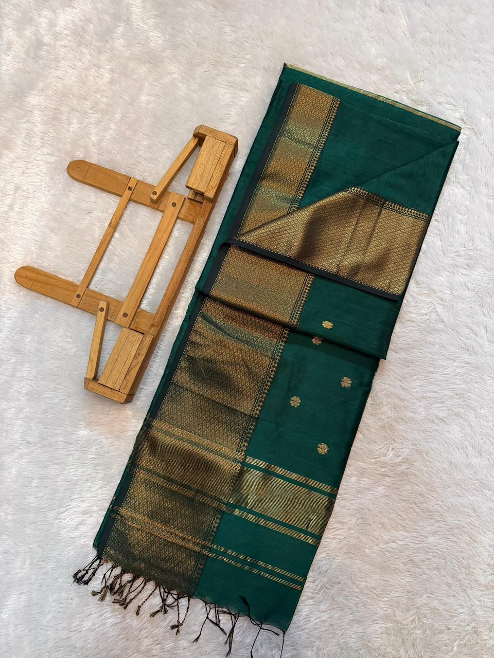 Pure Maheshwari Handloom Silk Saree.