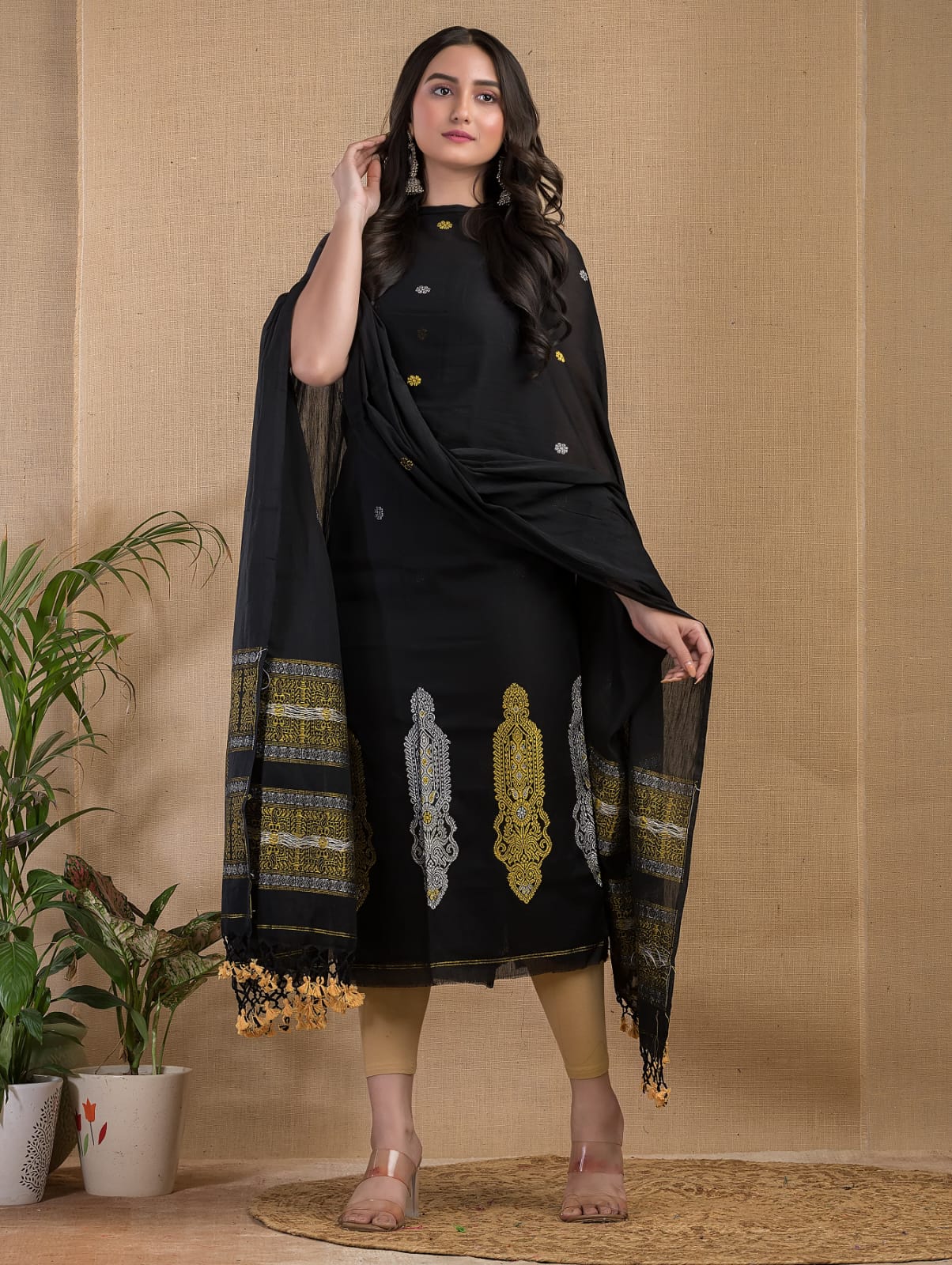 Pure Jamdani Unstitch Suit.