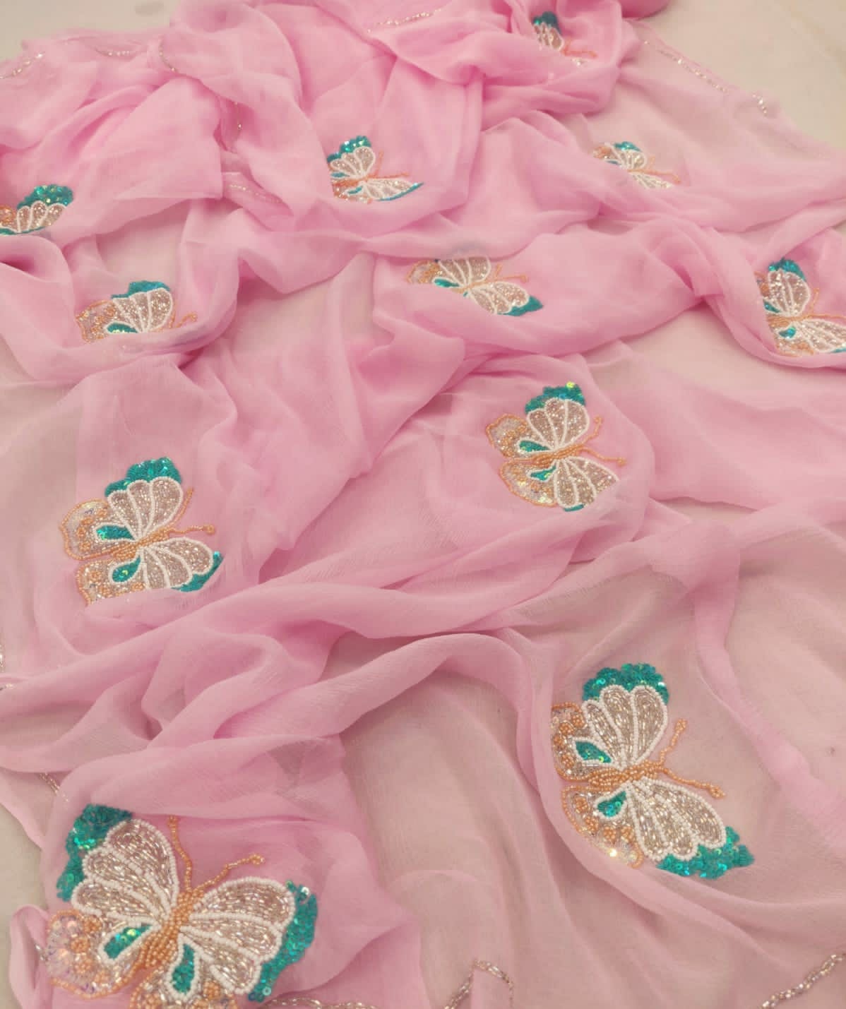 Pure Dimond Chiffon Hand Mofit Beautiful Saree With Blouse (13 Big Buti)