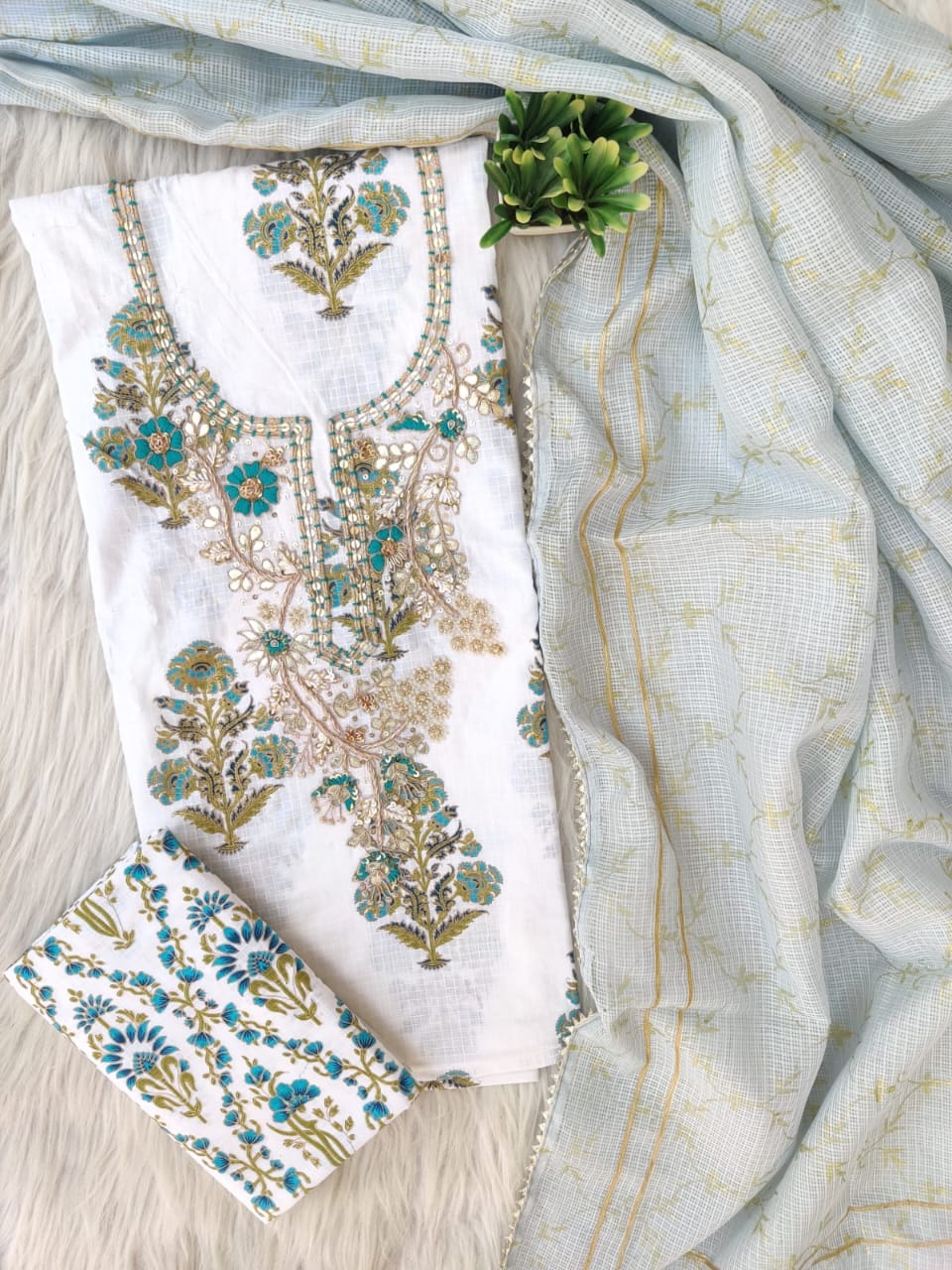 Custom Creations: Turn Unstitched Suits Into Your Wedding Statement