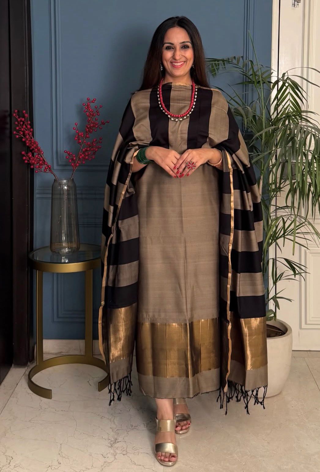 Pure Maheswari Silk Cotton Handwoven Unstitch Suit.