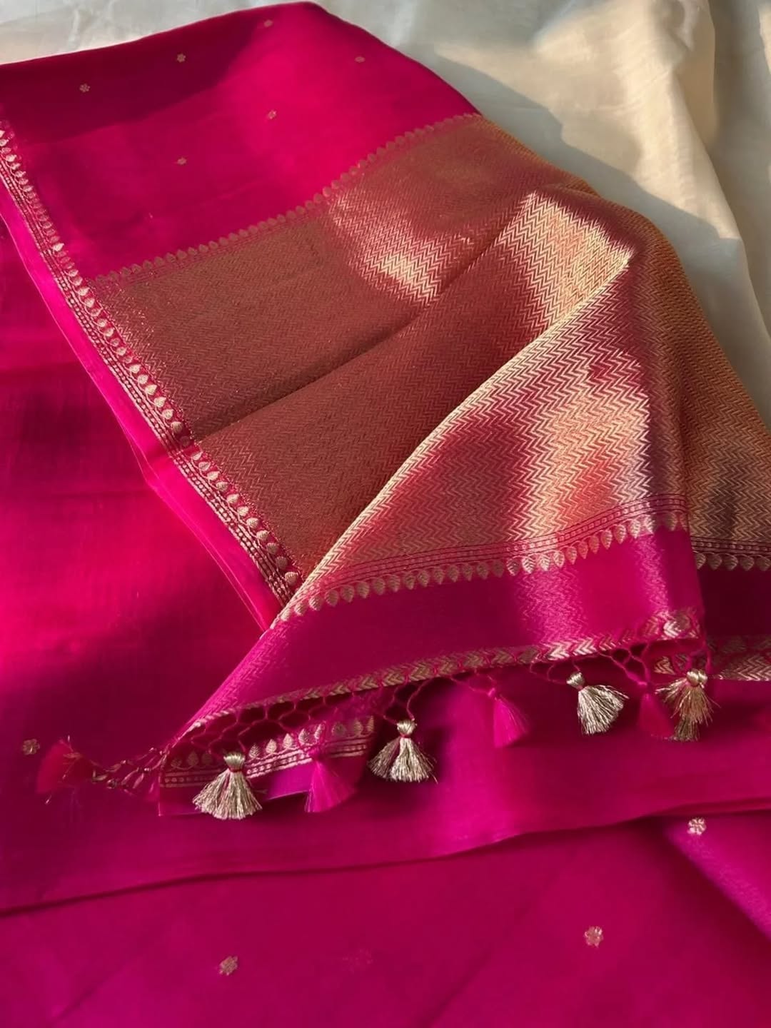 Banarasi Kora Organza Silk Saree.