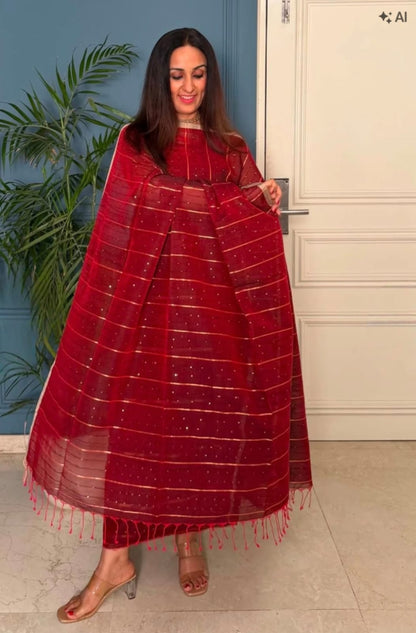Pure Maheswari Silk Cotton Handwoven Unstitch Suit.