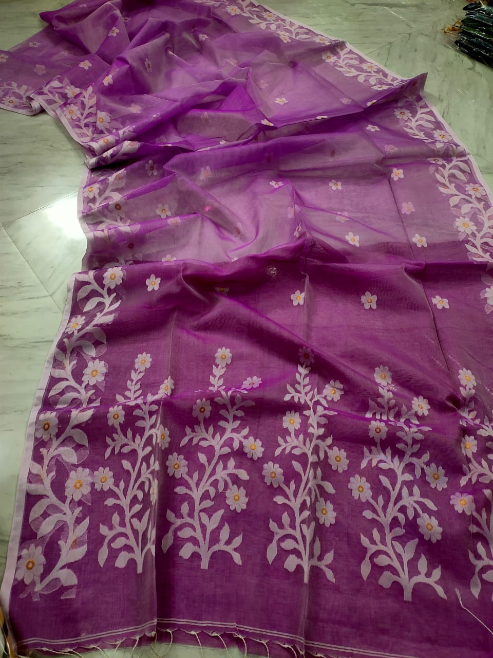 Pure Maslin Jamdani Saree