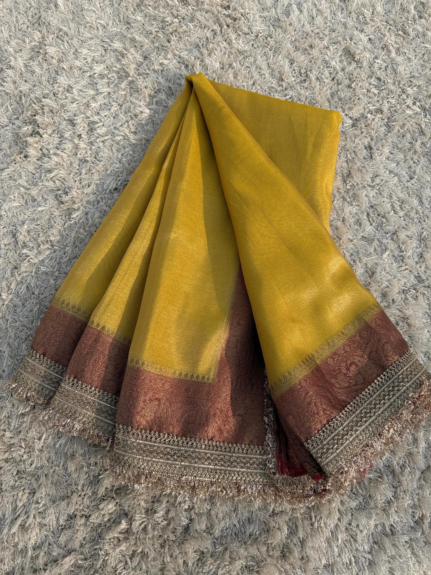 Banarasi Tissue lace Work Soft Silk Saree.