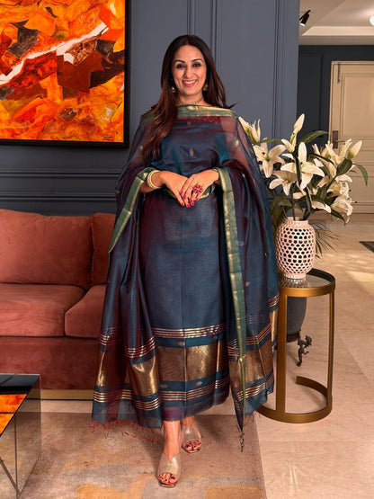 Pure Maheswari Silk Cotton Handwoven Unstitch Suit.