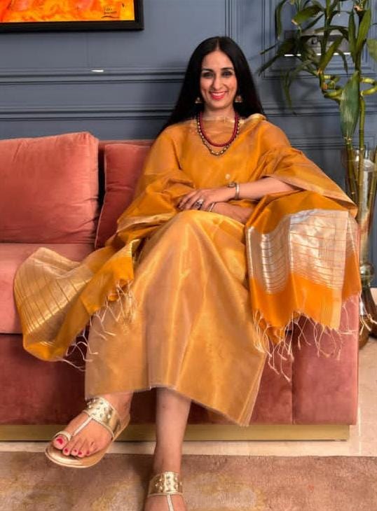 Pure Maheswari Silk Cotton Handwoven Unstitch Suit.