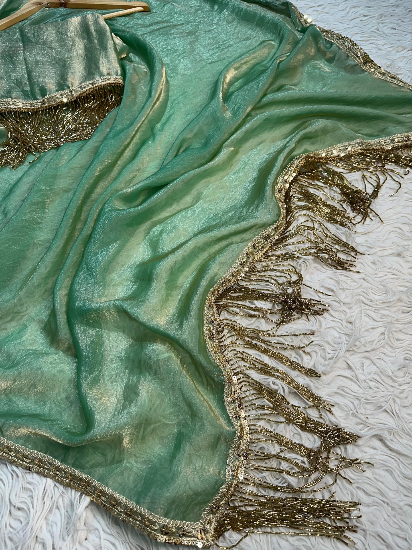 Banarasi Premium Tissue katdana lace Work Soft Silk Saree