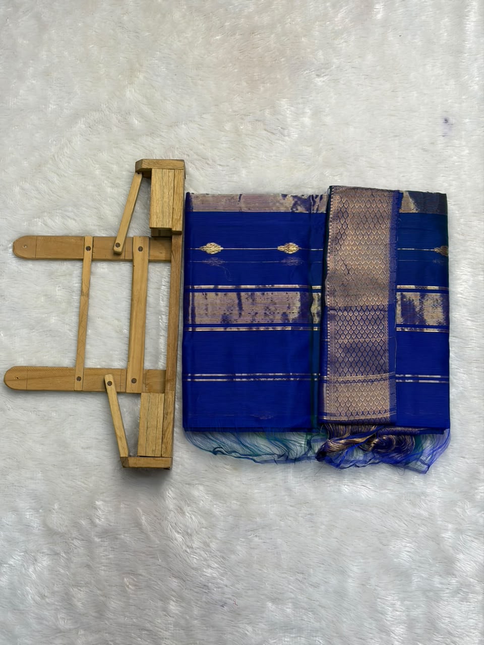 Pure Maheshwari Handloom Silk Saree.