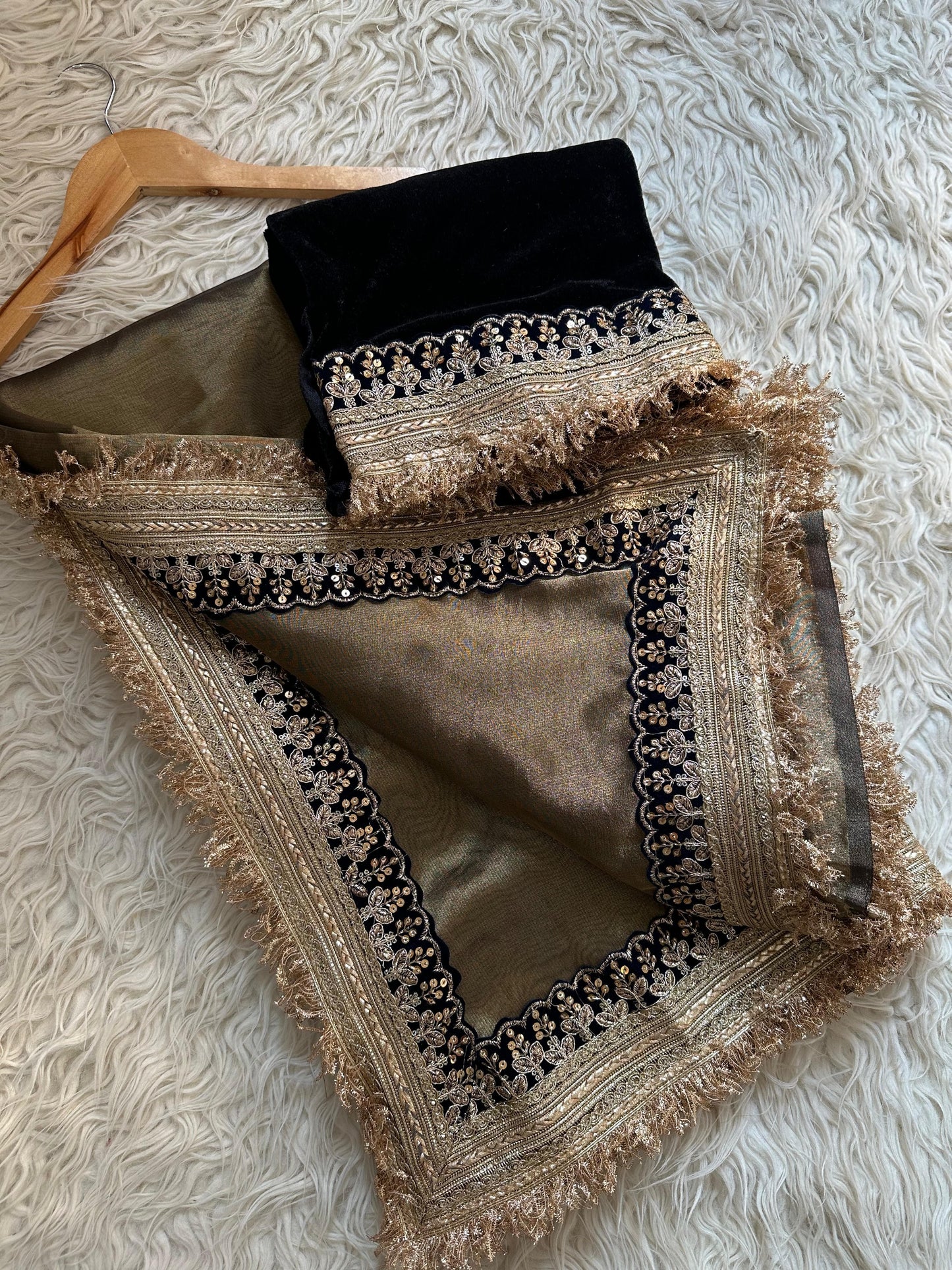 Banarasi Tissue lace Work Soft Silk Saree