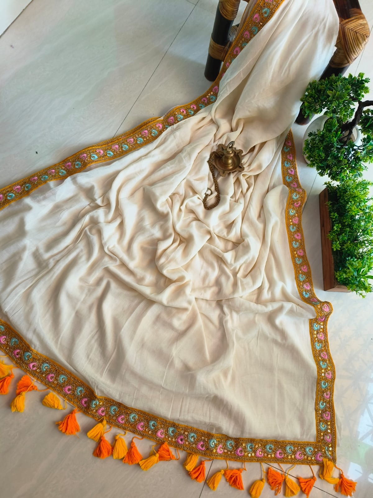 Beautiful Cotton Mulmul Saree With Multicolor Border