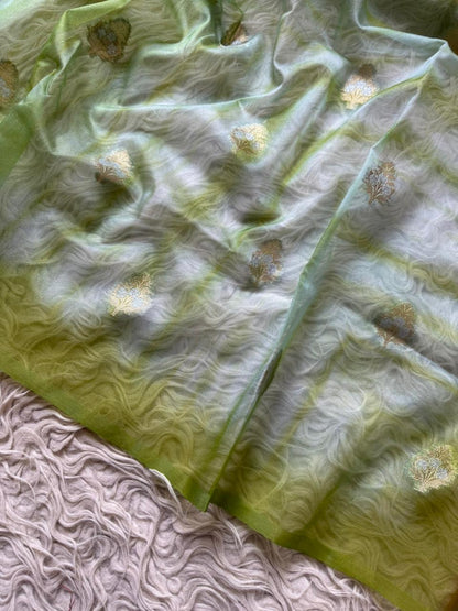 Banarasi Kora Organza Silk Saree.