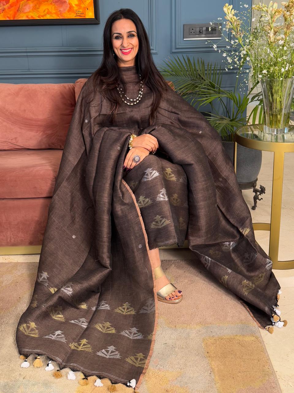 Pure Linen Jamdani Unstitch Suit.