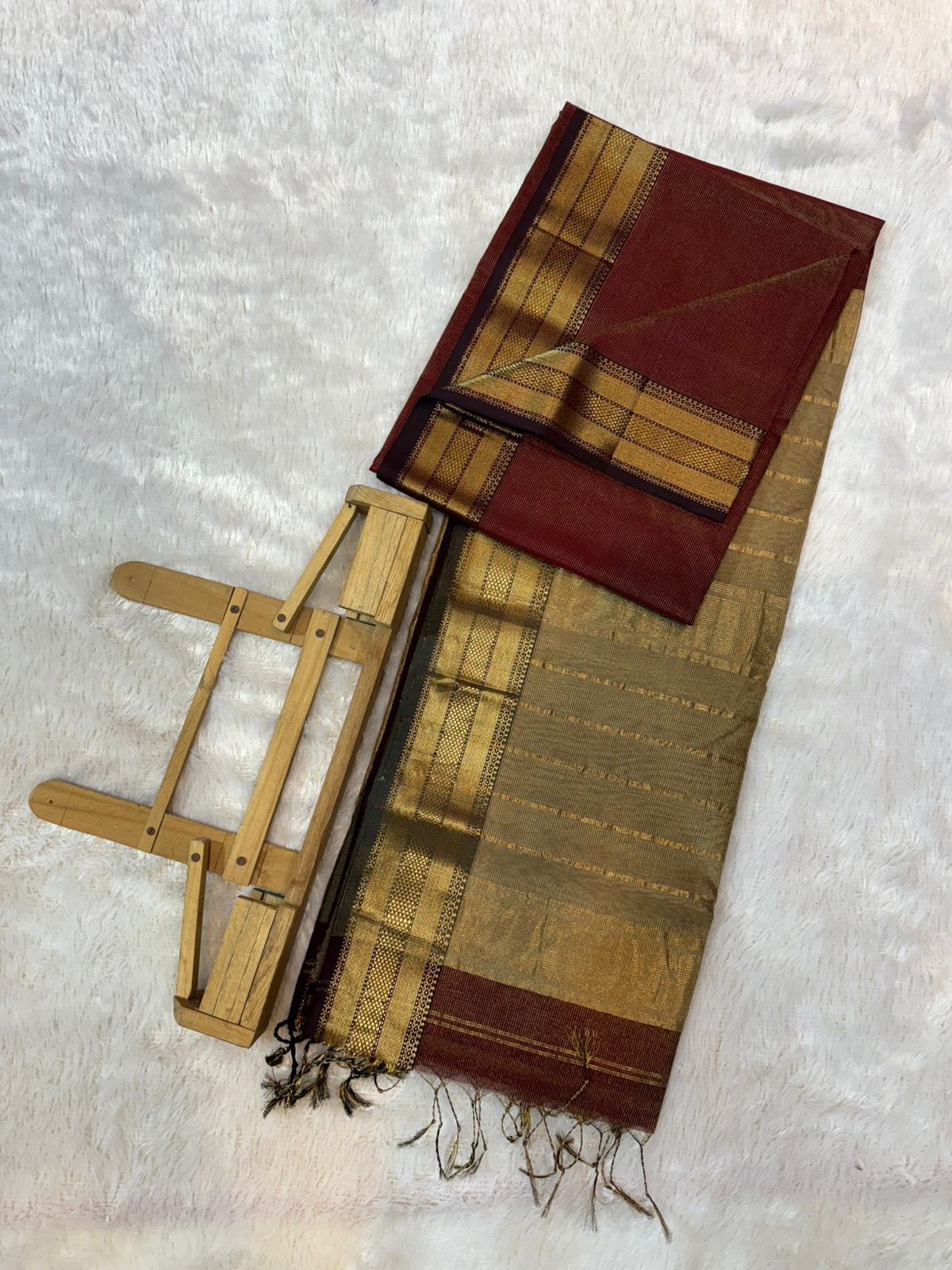 Pure Maheshwari Handloom Silk Saree.