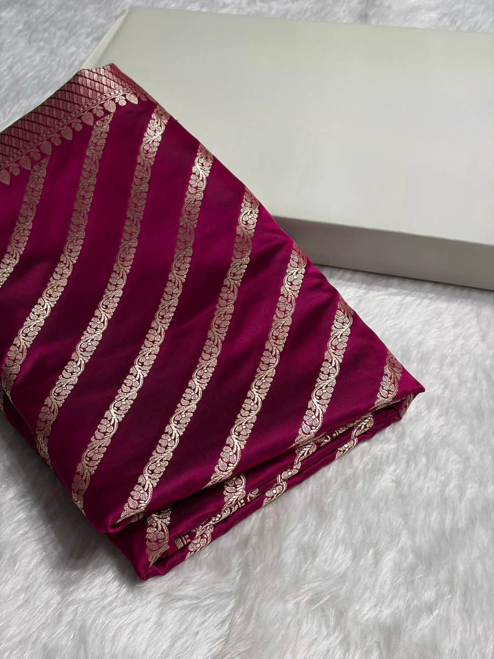 Banarasi Handloom Katan Mashru Silk Saree.
