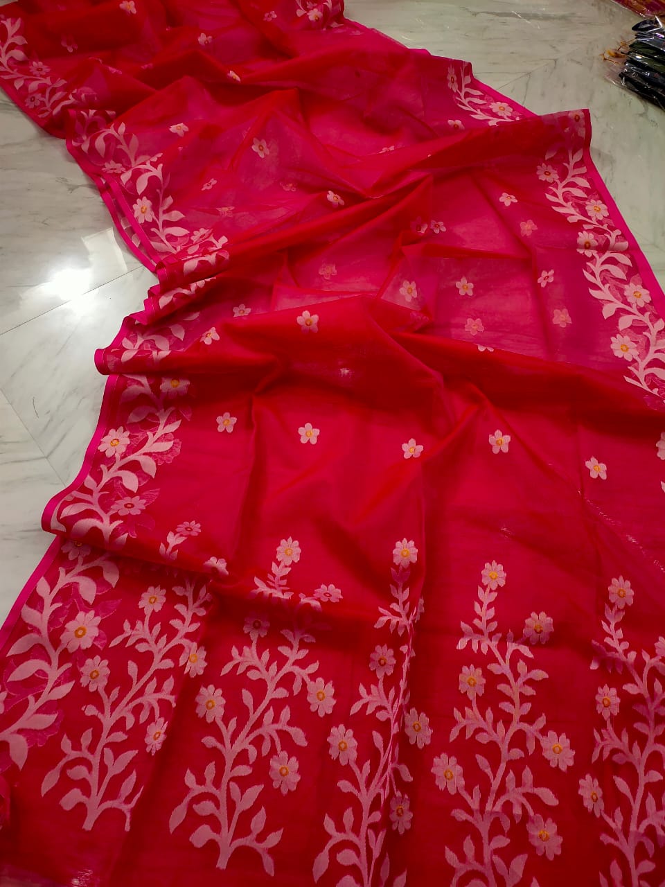 Pure Maslin Jamdani Saree