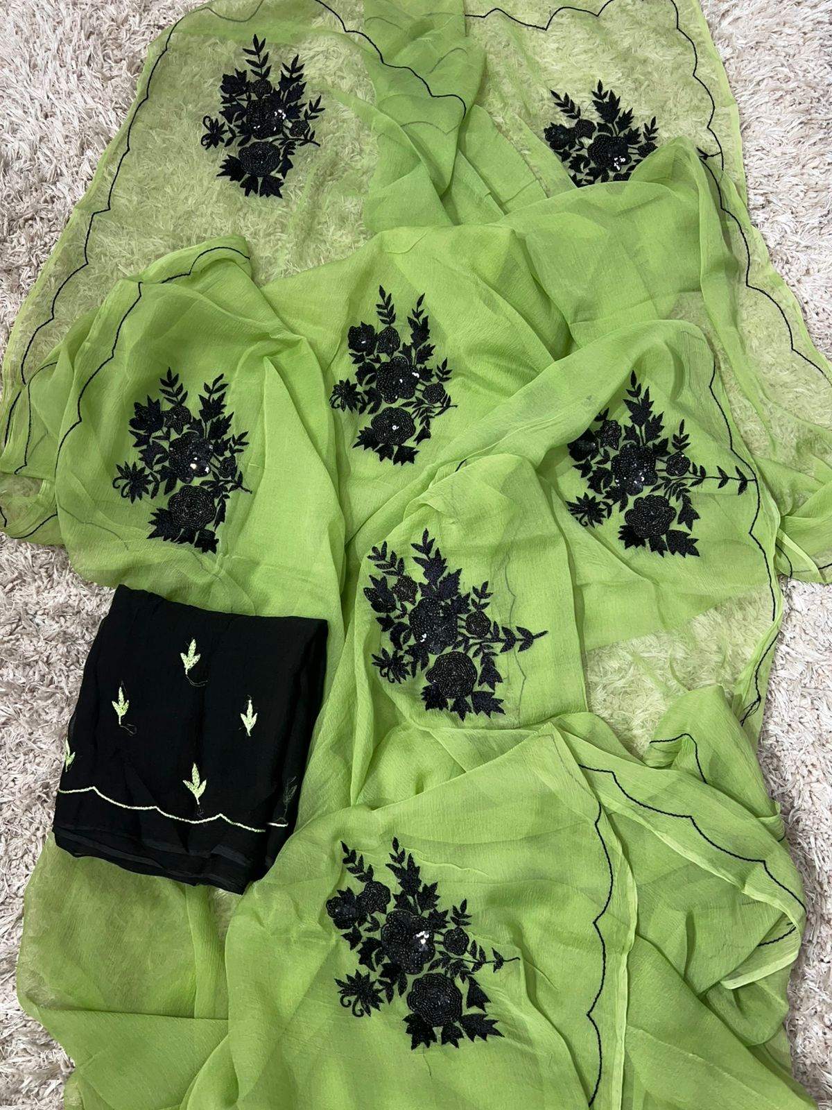 Pure Diamond Chiffon Beautiful Hand Work Saree