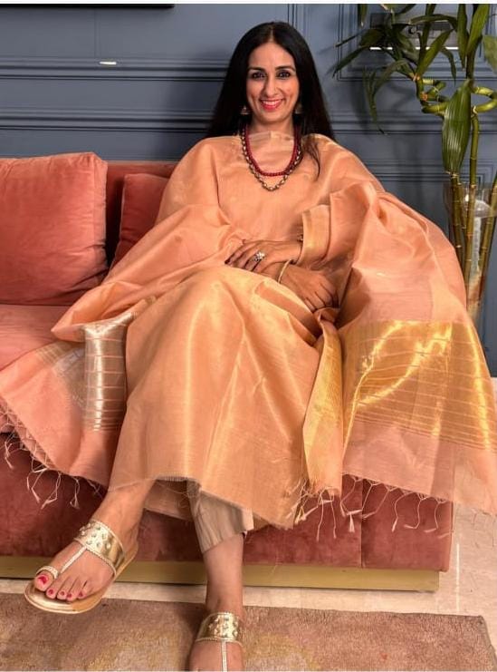 Pure Maheswari Silk Cotton Handwoven Unstitch Suit.