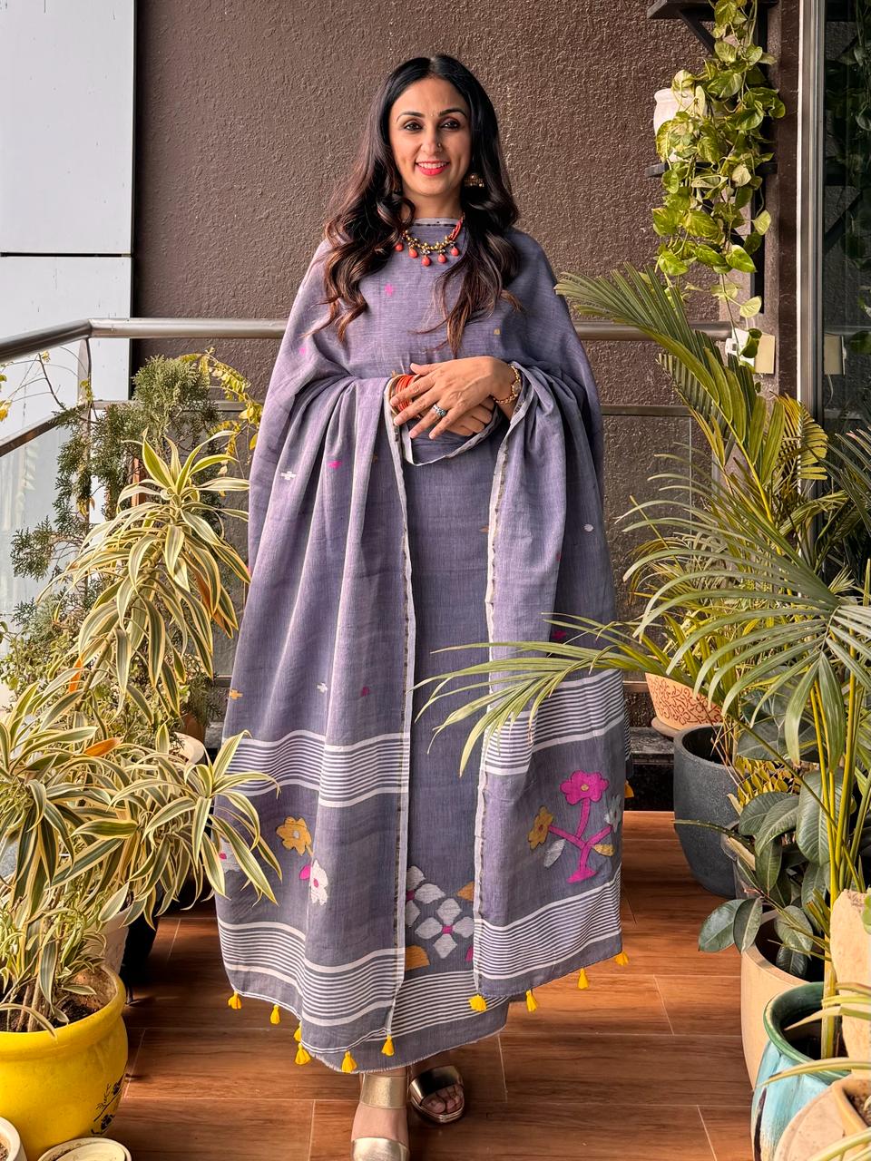 Pure Cotton Jamdani Unstitch Suit.