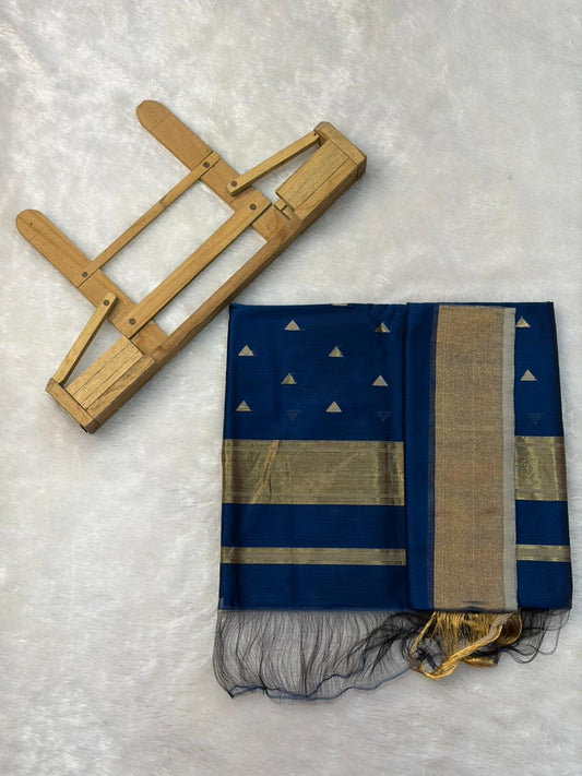 Pure Maheshwari Handloom Silk Saree.