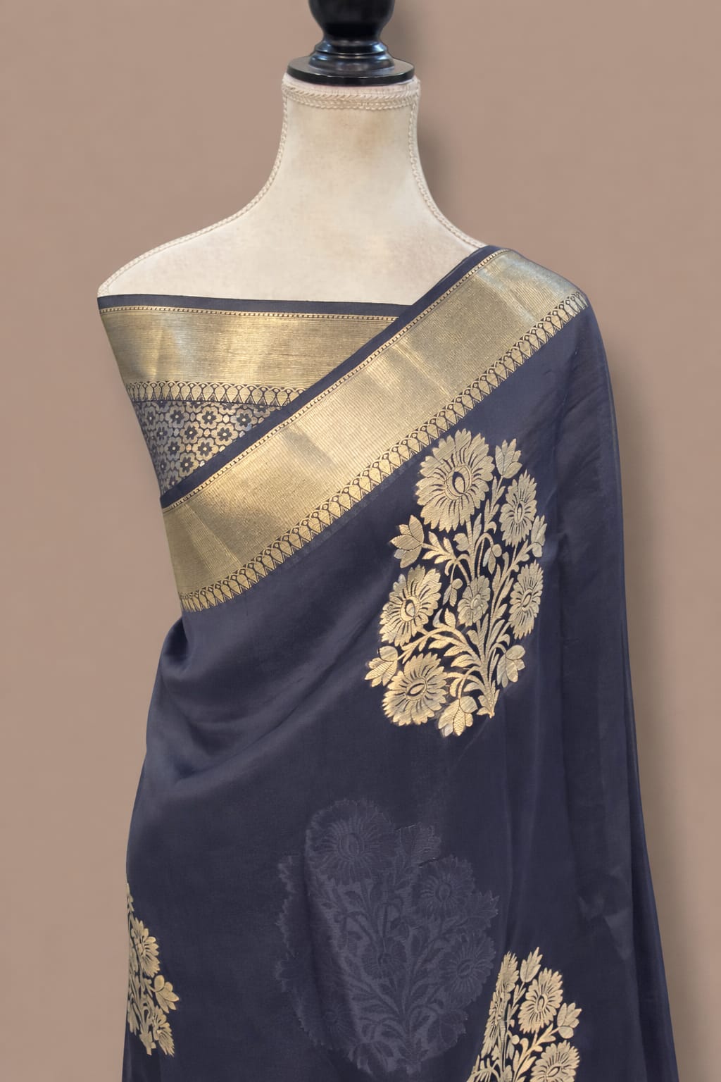 Banarasi Kora Organza Silk Saree.