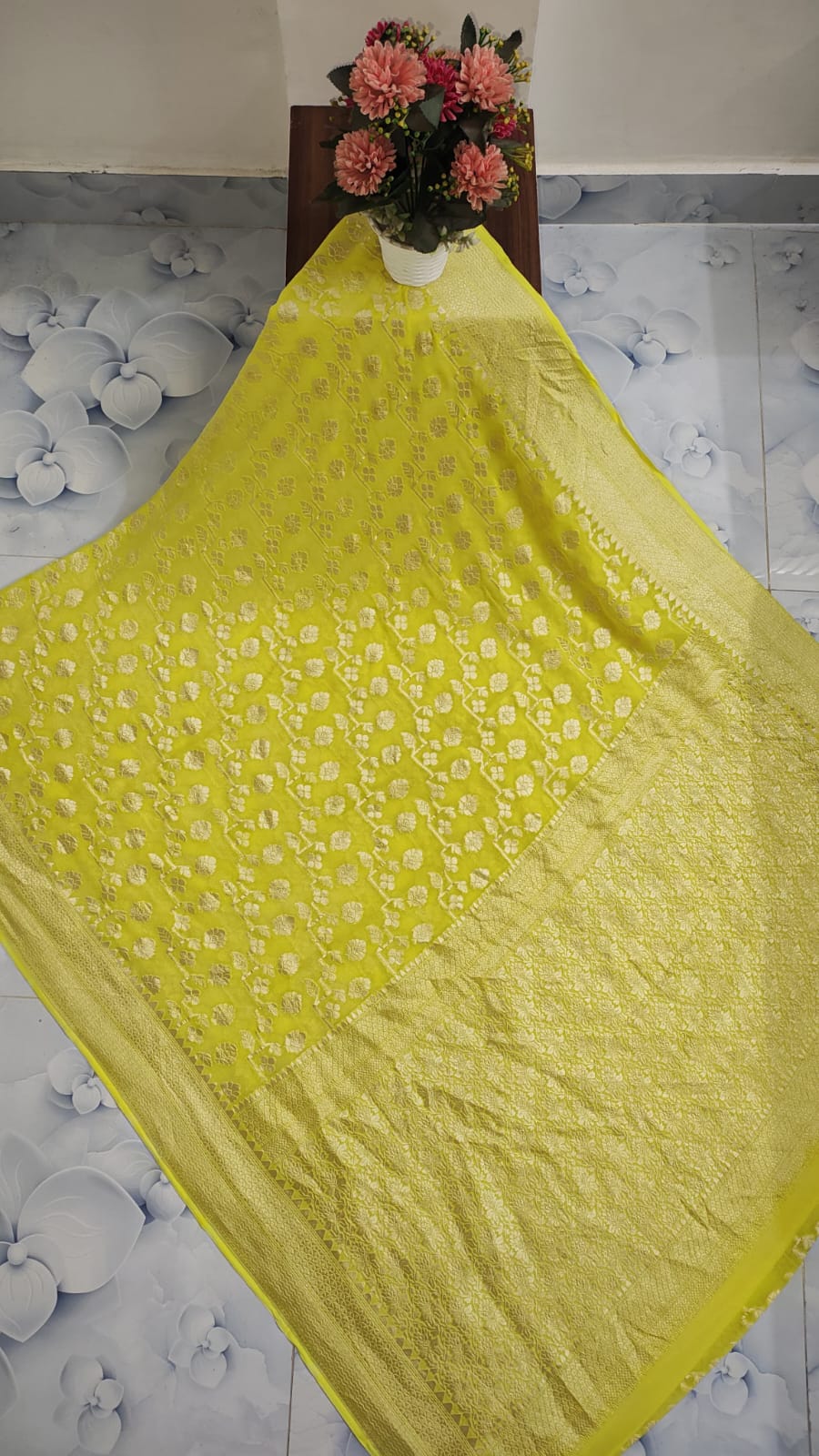 Pure Handloom Khaddi Georgette Saree Zari Work.