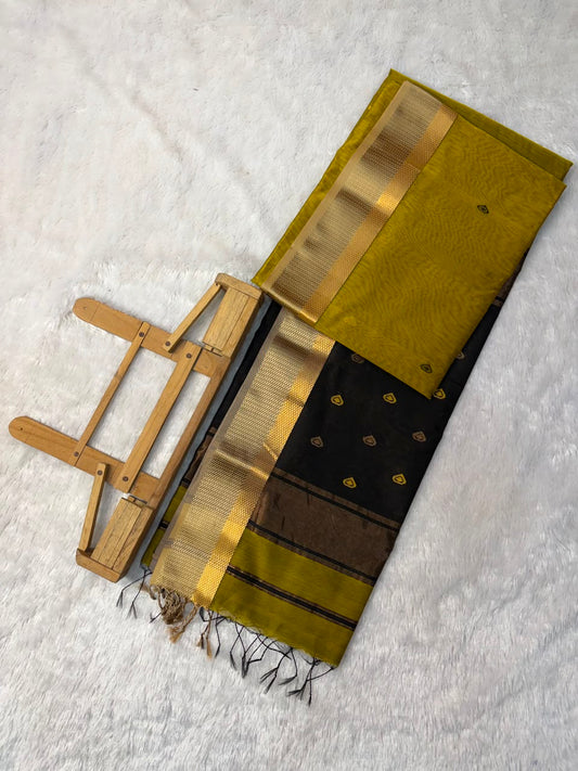 Pure Maheshwari Handloom Silk Saree.
