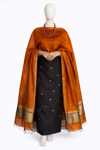 Pure Maheswari Silk Cotton Handwoven Unstitch Suit.