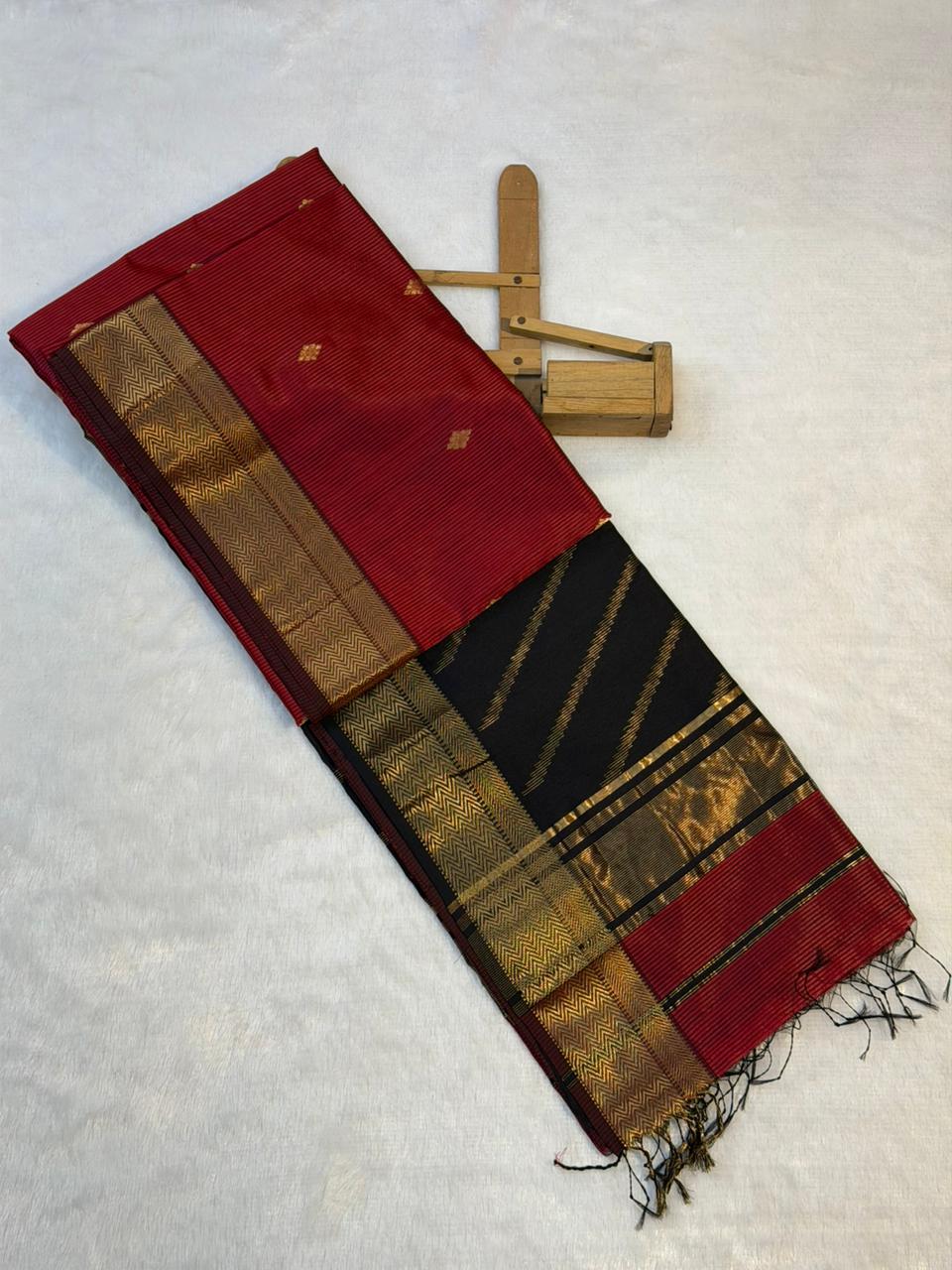 Pure Maheshwari Handloom Silk Saree.